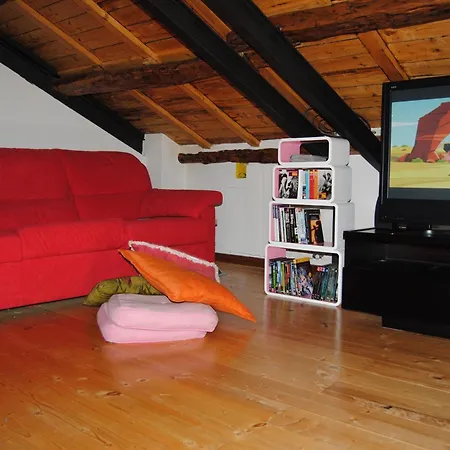 Rooftop Centre With Garage Apartment